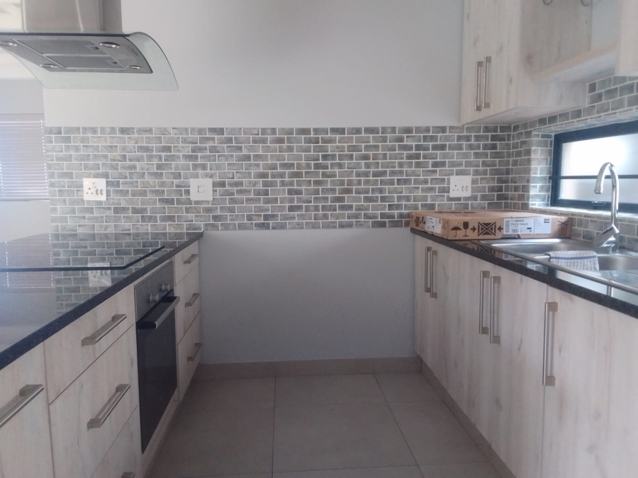 To Let 3 Bedroom Property for Rent in Gonubie Eastern Cape